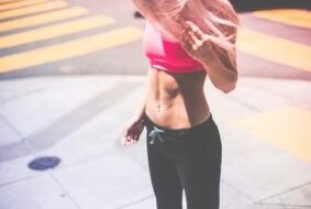 Ejercicios para la pérdida de peso del abdomen y los lados